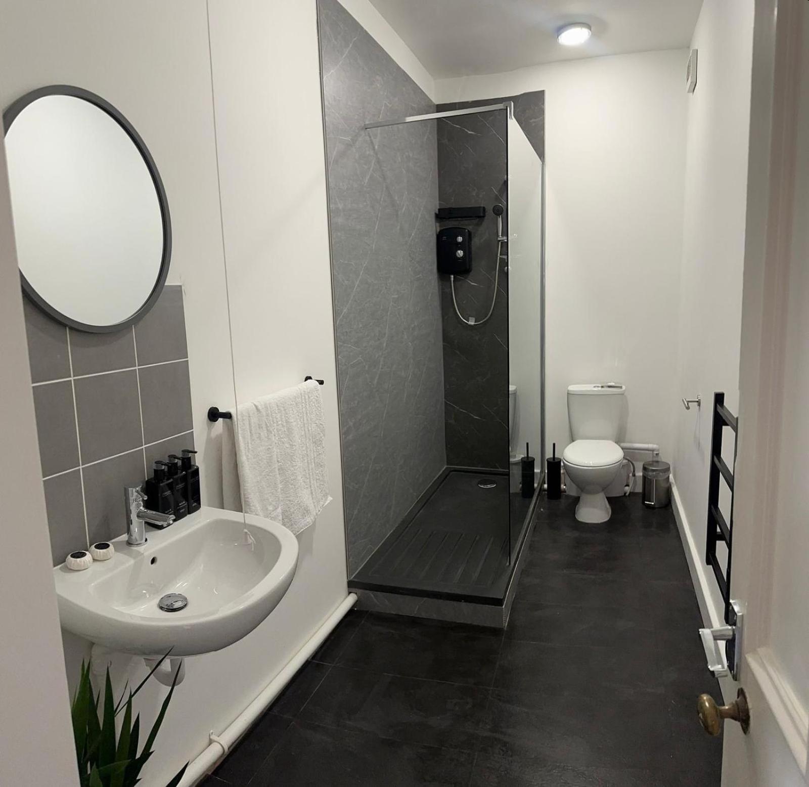 Cozy Flat By Birmingham Canals & City Centre Ngoại thất bức ảnh